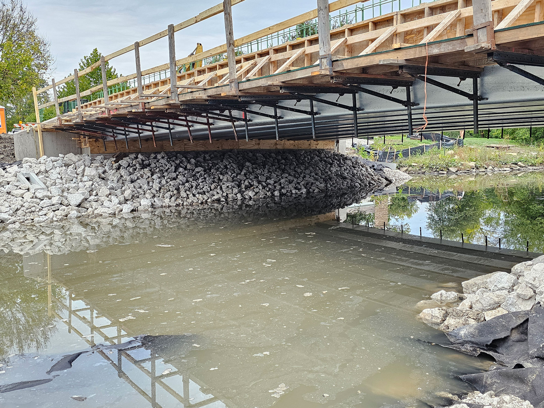 City of Wheaton | Scaffolding and forming installed