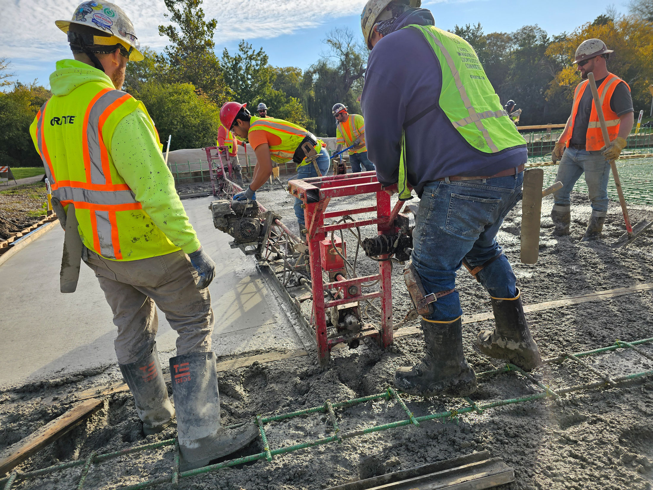 City of Wheaton | Pouring 8-inch concrete deck